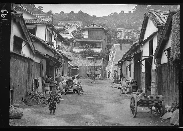 Japan-1908-Arnold-Genthe-5.jpg