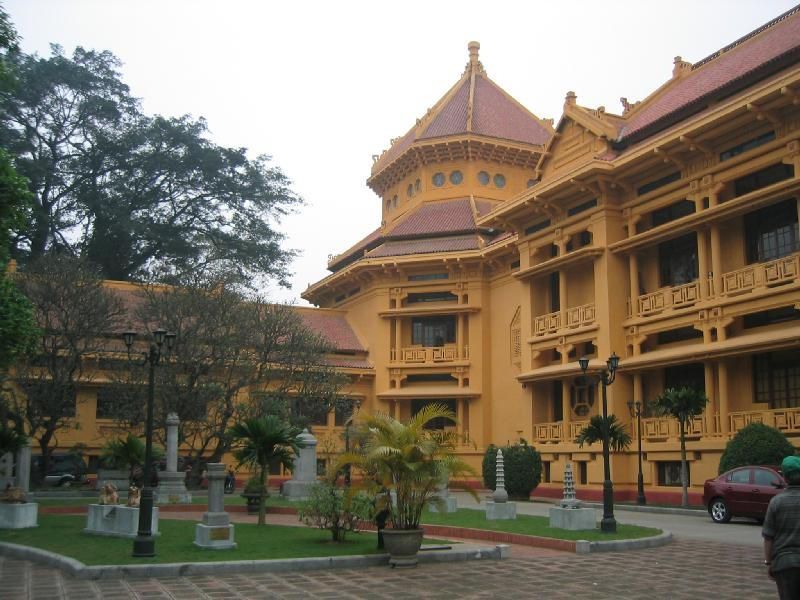 National_Museum_of_Vietnamese_History_-_Hanoi.jpg