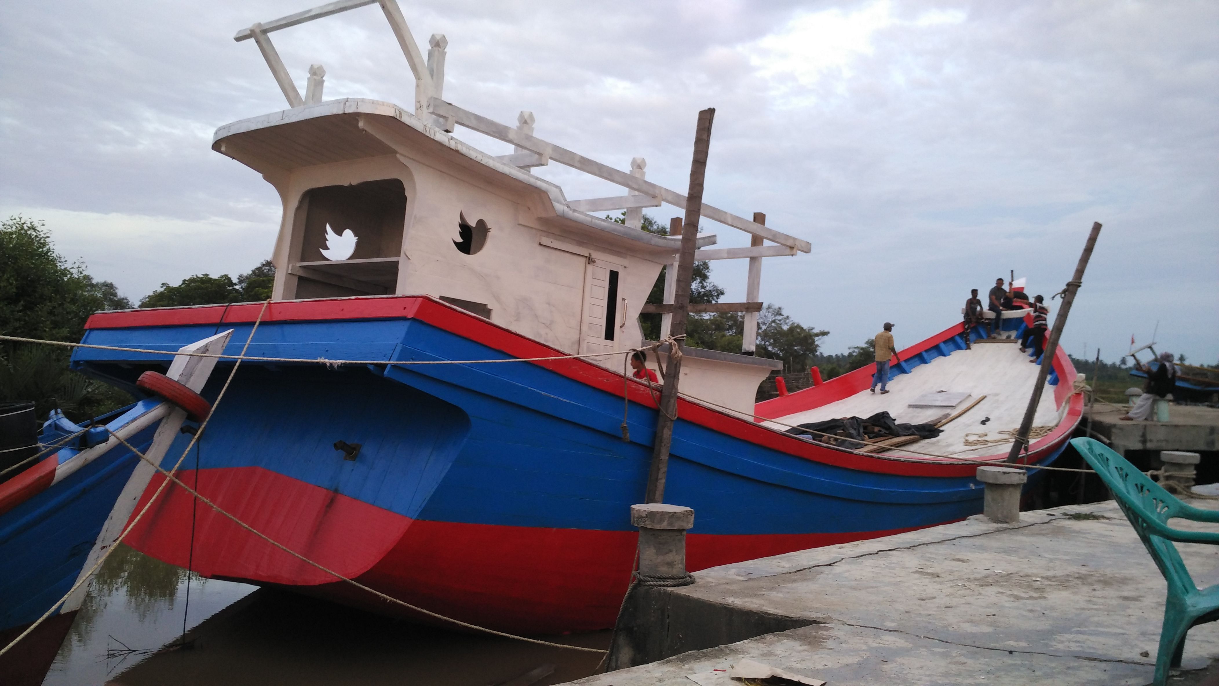 Kapal Tradisional Penangkapan Ikan — Steemit