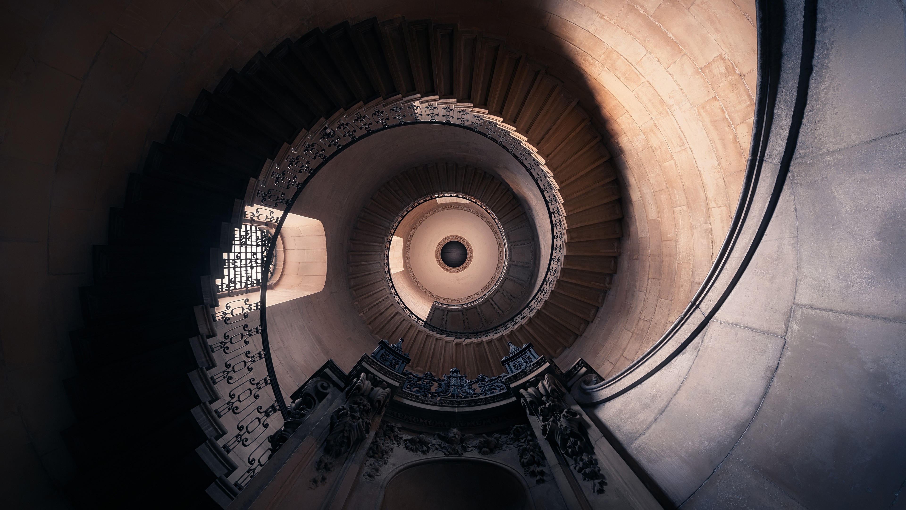 tower_staircase_4k-3840x2160.jpg