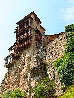 245px-Casacolgantecuenca.jpg