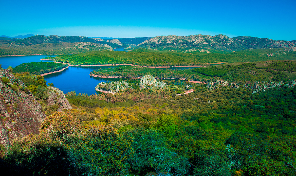 embalse puerto peña.jpg