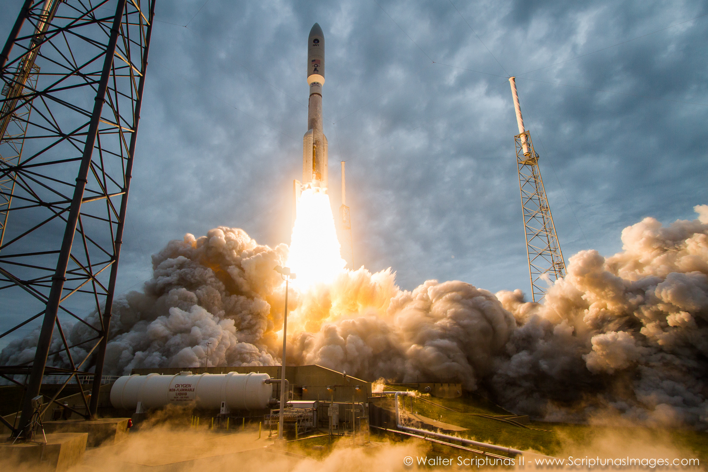 Atlas-V-Rocket-Launch4_f1f6c13c-e895-4344-ce7d99287c8b8bdb.jpg