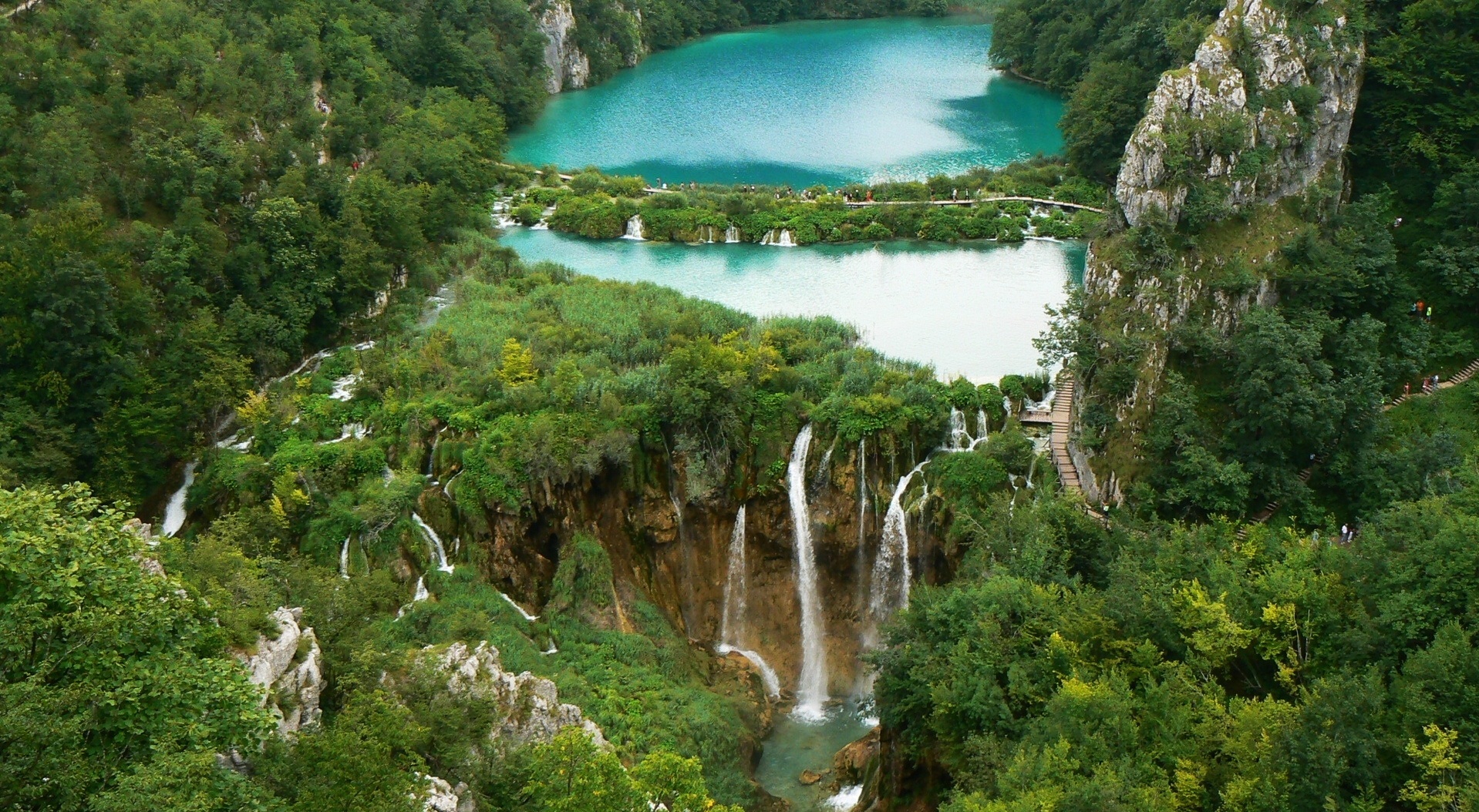 Amazing Nature Waterfall.jpg