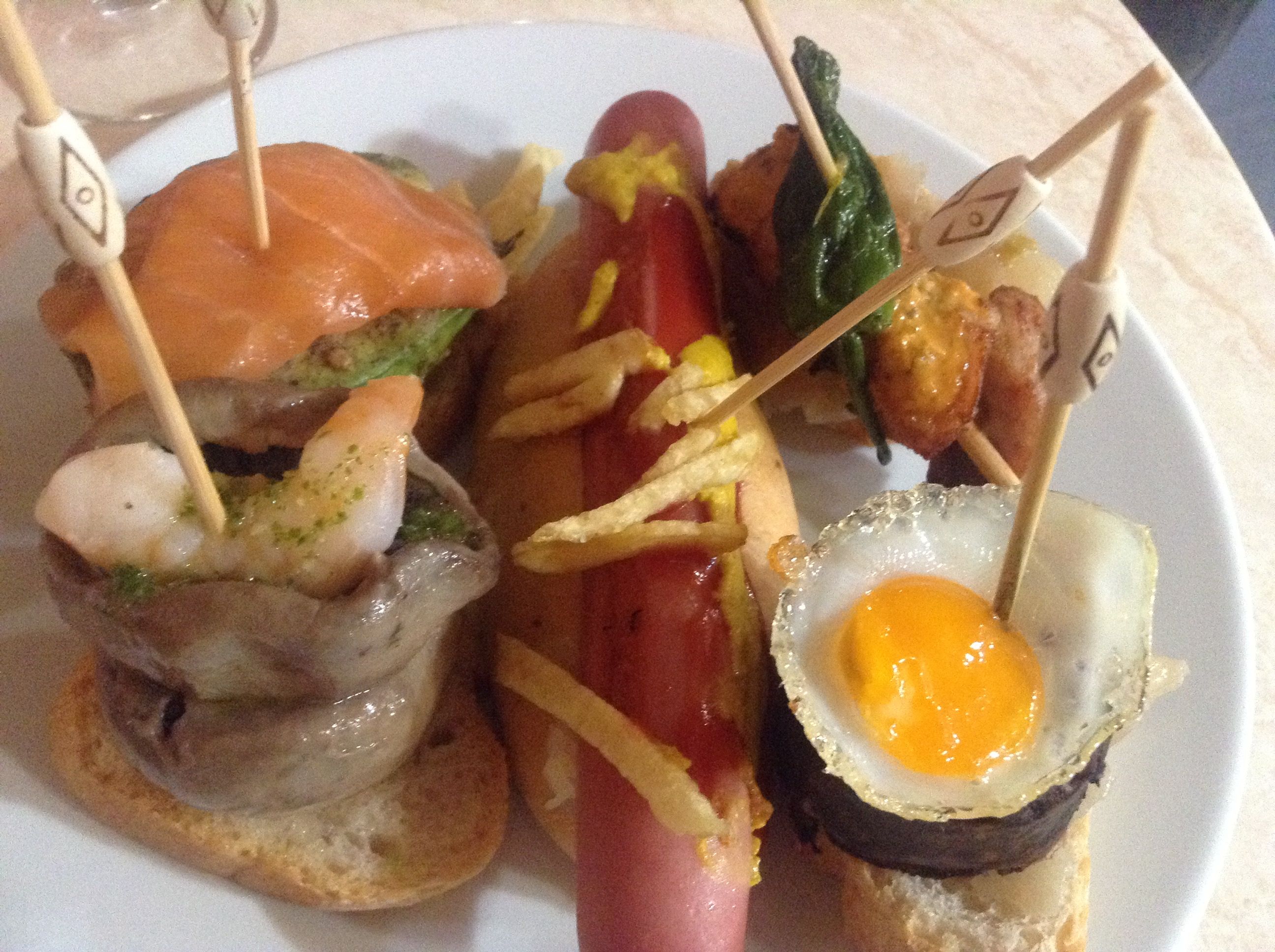 Calle Blai The popular Tapas Street of Barcelona 巴塞罗那的Tapas街 — Steemit