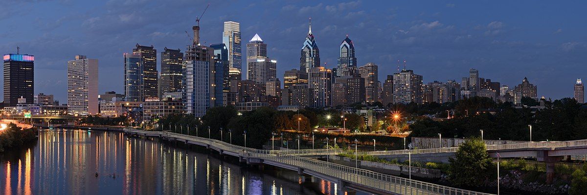 1200px-Philadelphia_from_South_Street_Bridge_July_2016_panorama_3b.jpg