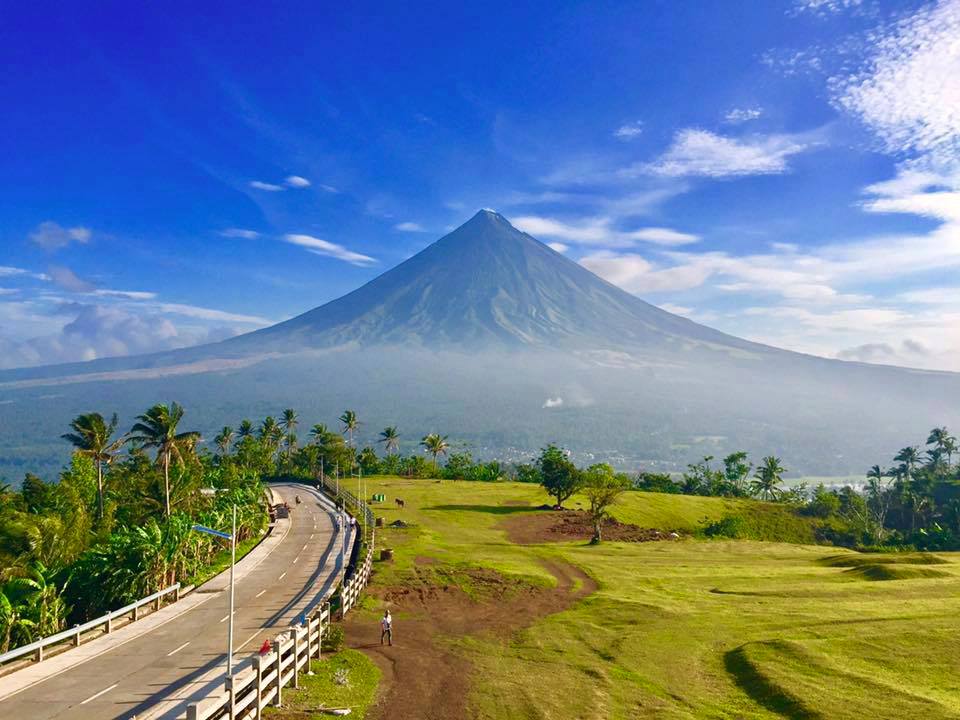 Mt Mayon.jpg