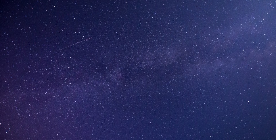 meteor-1869692_960_720.jpg