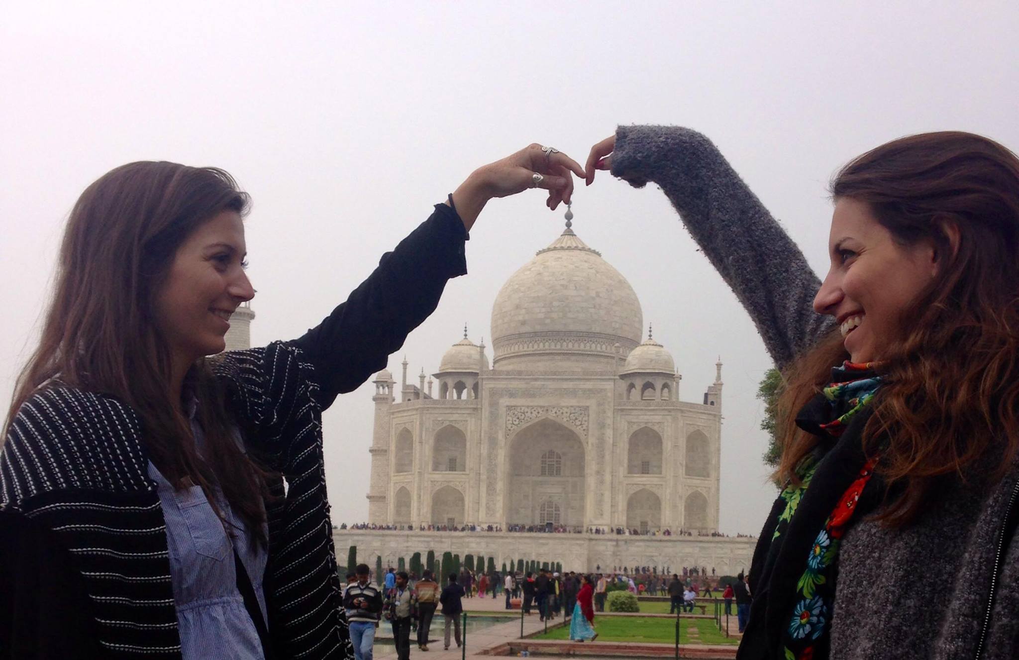 Try-to-touch-the-Taj-Mahal.jpg