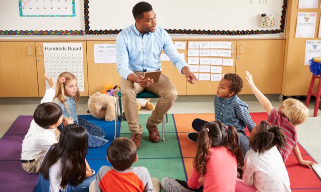 featured_art_teachers_istock.jpg