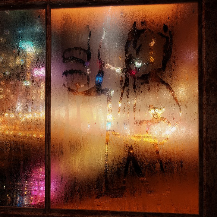 misted-glass-2326676_960_720.jpg