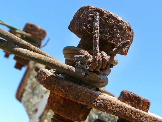 rust stuff spiderweb 1.jpg