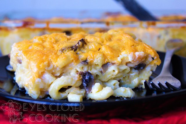 Eyes-Closed-Cooking---Mushroom-Mac-And-Cheese---01.jpg