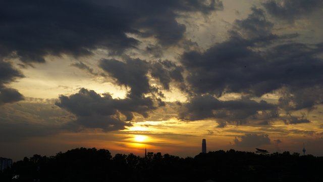 DSC05922b.jpg