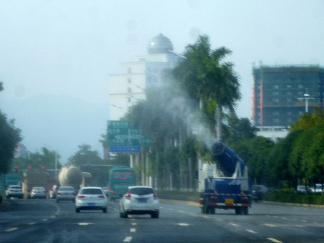 P1040941a.jpg