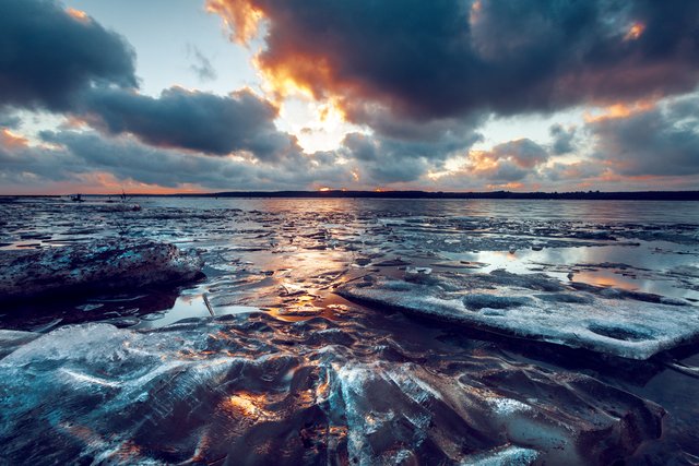 Ice-waves.jpg