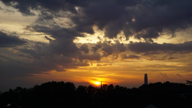 DSC05927b.jpg
