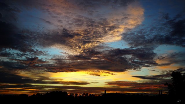 DSC01760b.jpg