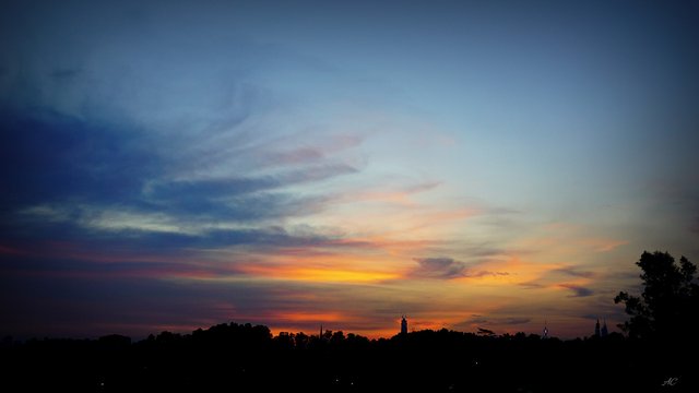DSC01990b.jpg