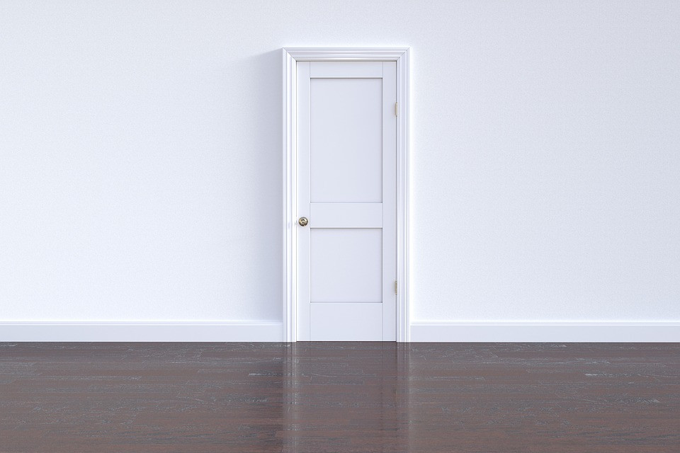 door-3296644_960_720.jpg