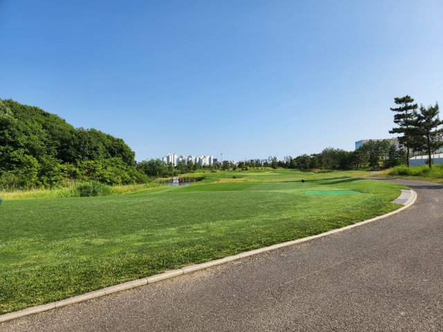 KakaoTalk_20220617_084911400_06.jpg