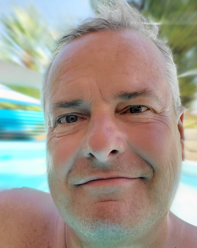 Pool2019self.jpg