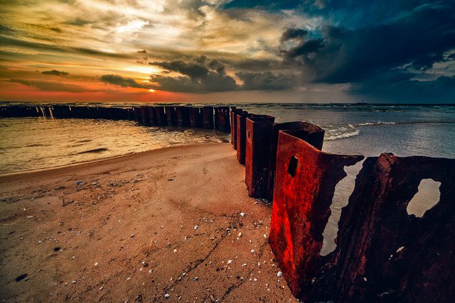 Rusty-sunset.jpg