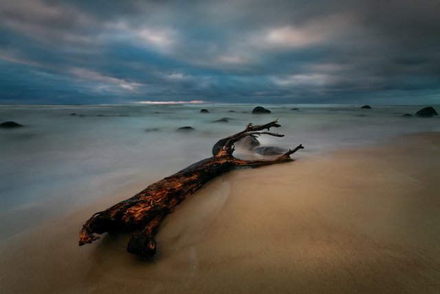 THE-TRIDENT-OF-POSEIDON.jpg