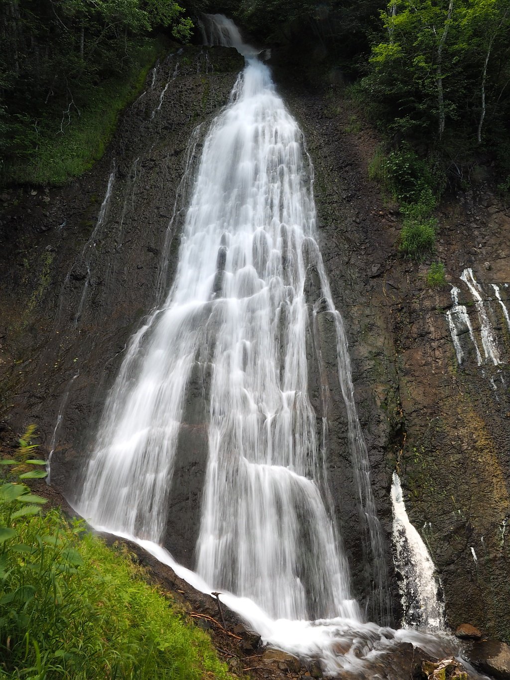 хайфорс водопад. хорватия водопады. водопад гостилье сербия. водопады дикие горные. водопад спахэт.
