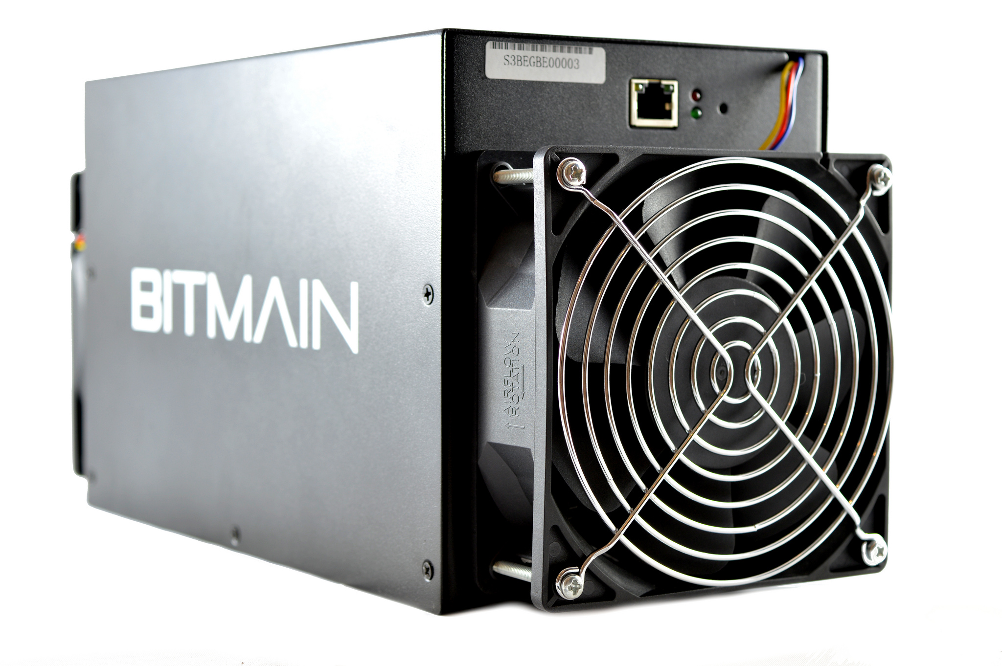 Асик майнер. Antminer s9 стойки. Antminer s3 Plus. Майнер биткоинов Antminer s5. ASIC s3.