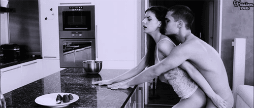 hot-sex-in-the-kitchen-gif-younger
