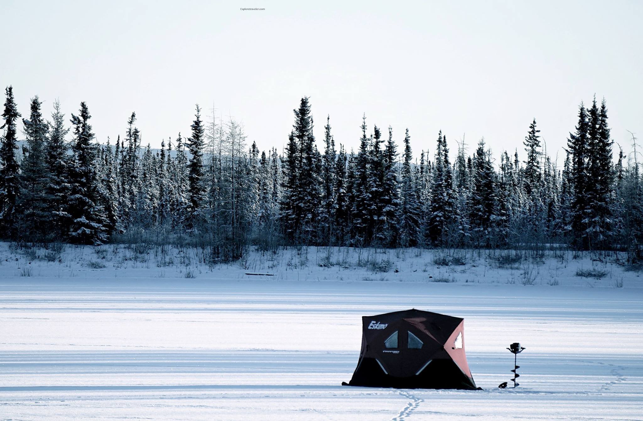 Ice fishing. Ice Fishing Quebec. Ice Fishing vector. Ice Fishing Quebec picture.