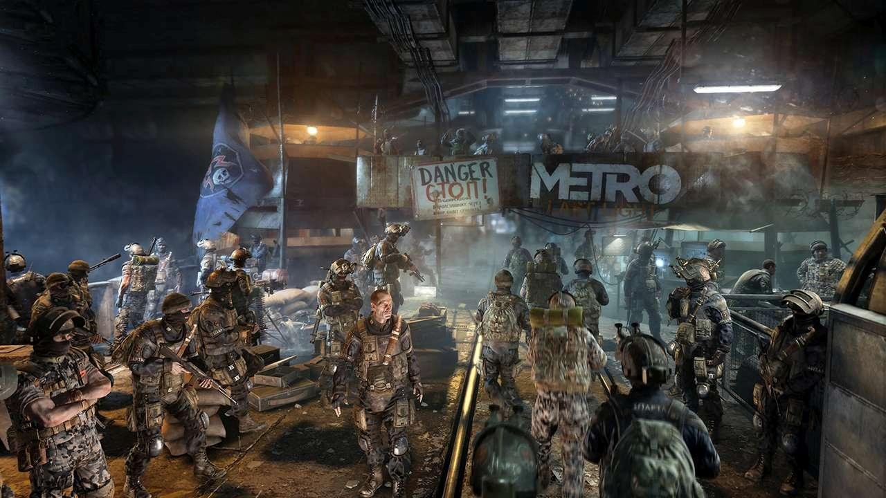 Metro 2033 last light. Метро 2033 last Light и Exodus. Спартанец метро 2033 редукс. Метро 2033 редукс Спарта. Метро ласт Лайт Спарта