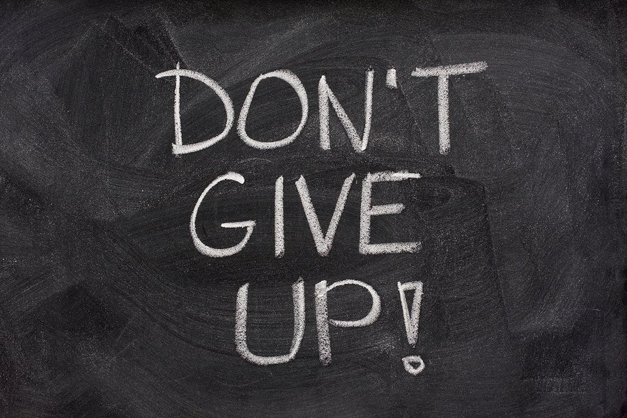 I don t give up перевод. Мотивирующие надписи. Мотивирующие фразы на английском. Мотивирующие надписи на английском. Don't give up картинка.