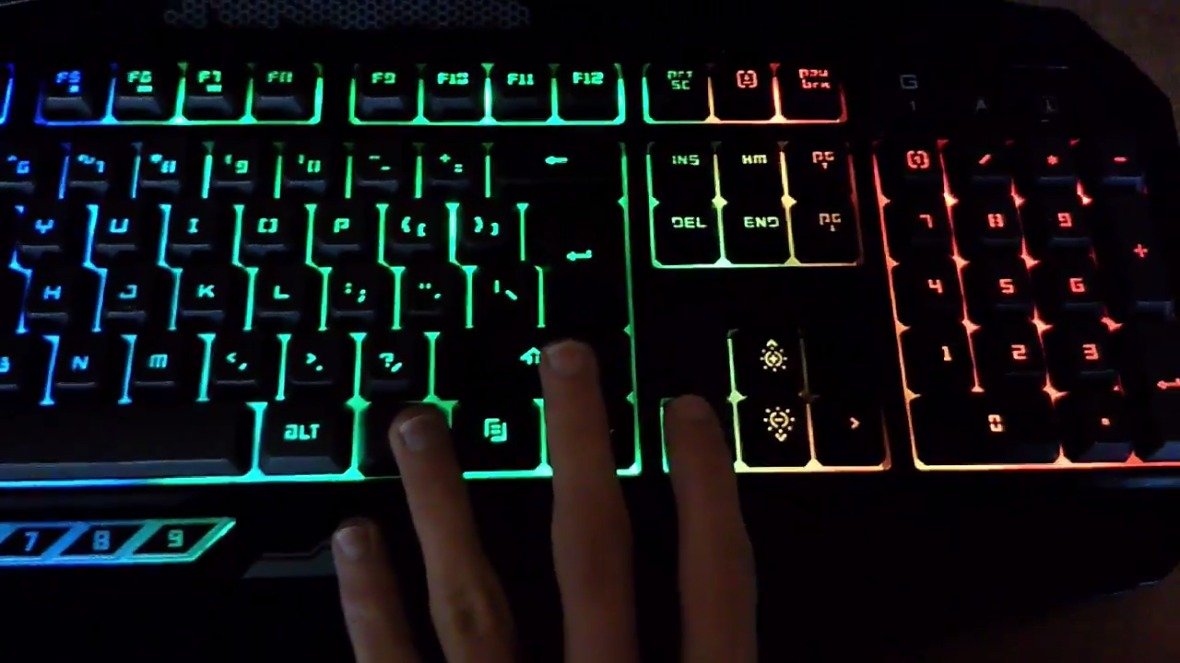 Как поменять цвет клавы. Расцветки для подсветки клавиатуры. Менять подсветки на клаве. Цвет подсветки клавиатуры. Изменить цвет подсветки клавиатуры.
