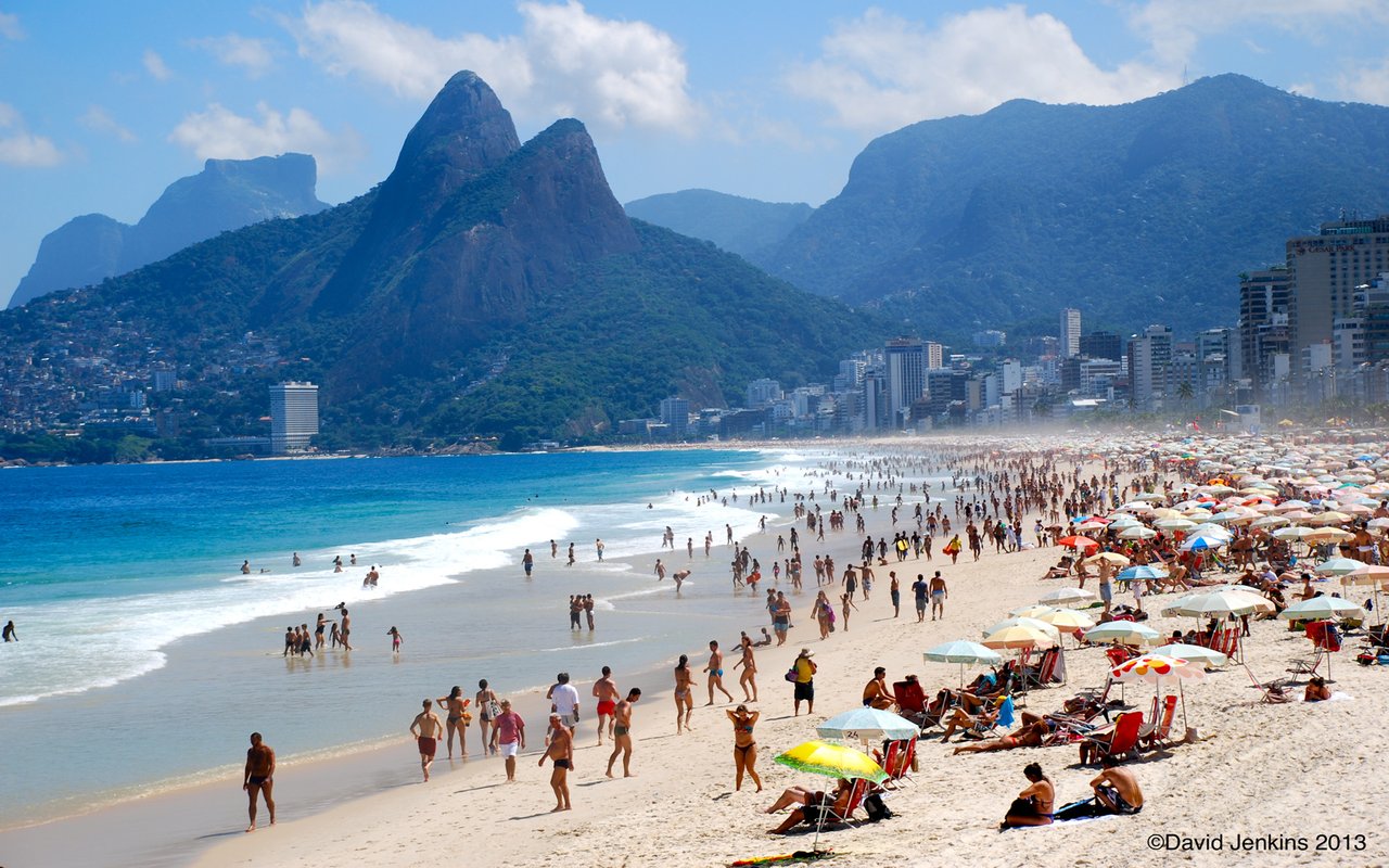 Discover the famous Ipanema Beach, one of the most beautiful beaches in Rio...