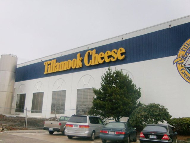 2012-02-12 - Sunday - 08:13 PM 327581_254507031292223_1718200008_o.jpg