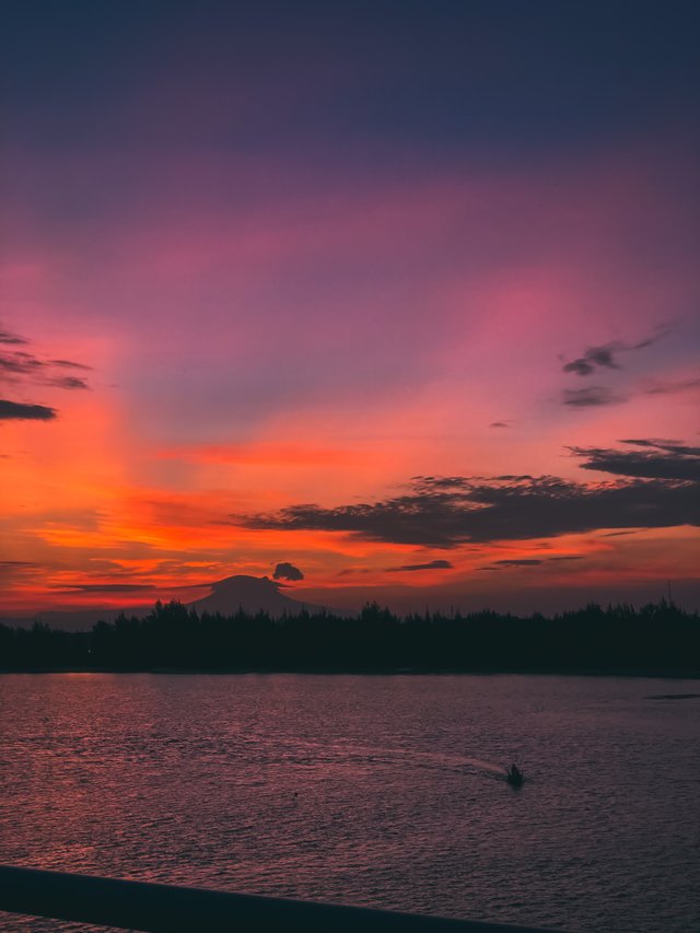 DB3B15F6-EC9E-4B45-95E1-08B0AB8A5F40.jpeg