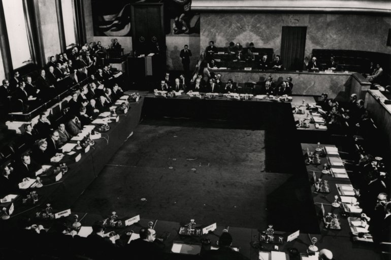 1949 год конвенция. Женевская конференция 1949. Конвенция Женева 1949. Женевская конференция 1958. Женевская конвенция 1952.