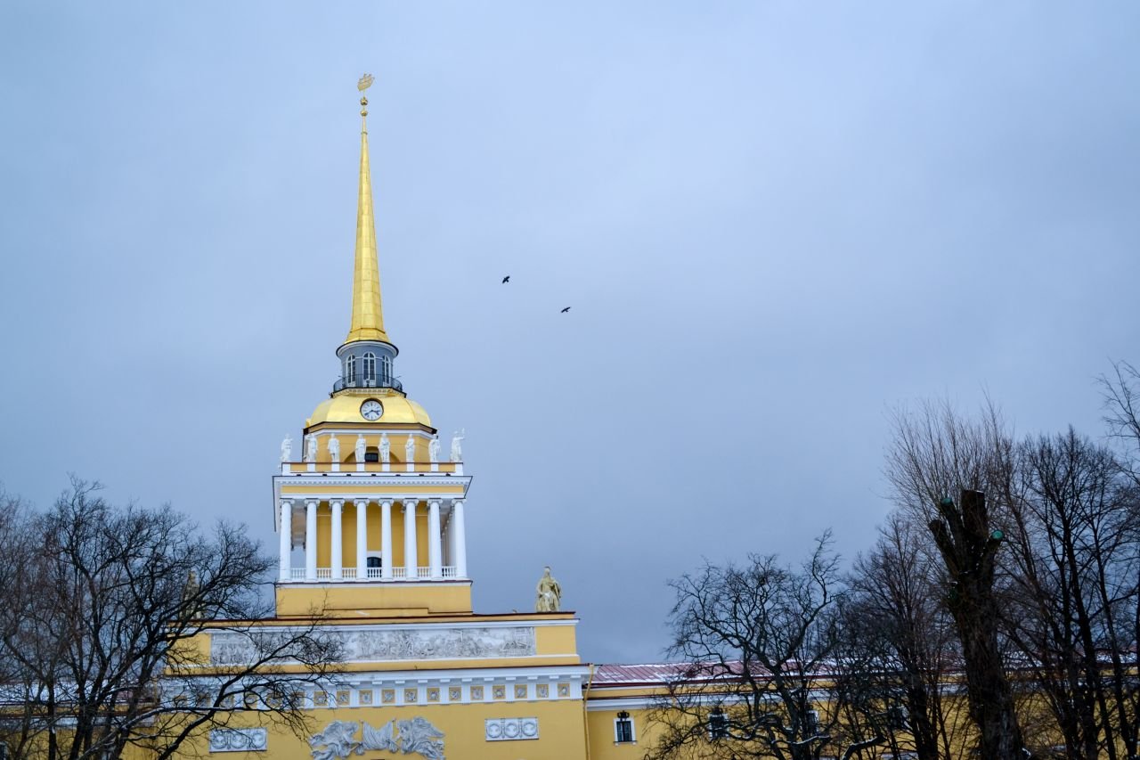 Башня Адмиралтейства в Санкт-Петербурге