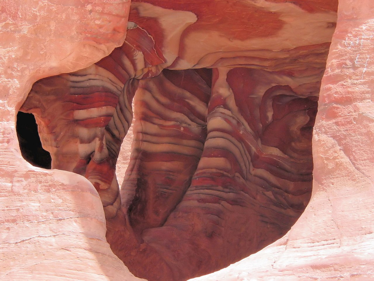 Цветной каньон Шарм-Эль-Шейх