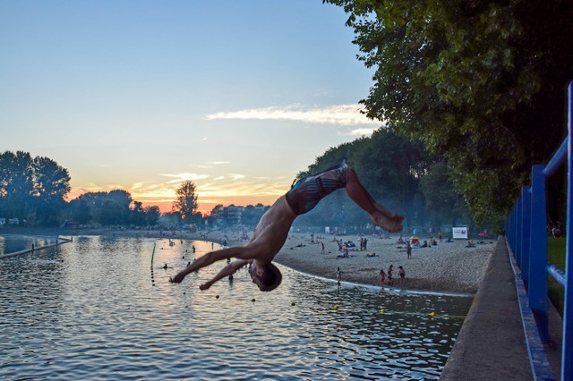 sloterplas_amsterdam_backflip.jpg