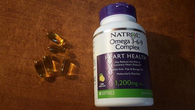 Омега в капсулах взрослым. Natrol Омега 3. Натрол Омега 3. Natrol Omega 3-6-9. Omega 3 6 9 IHERB.