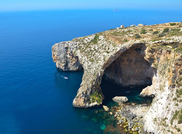 Malta-Blue-Grotto-and-the-Limestone-heritage-1-9575.png