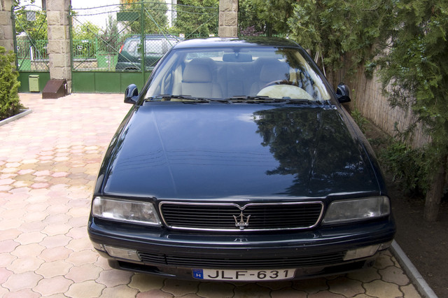 Maserati front by Cuttie és Jodie-1.jpg