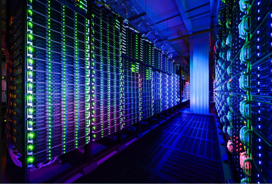 сервер. дата центр фото. крипто хранилище. крипто хранилище. майнинг ферма иванишвили.