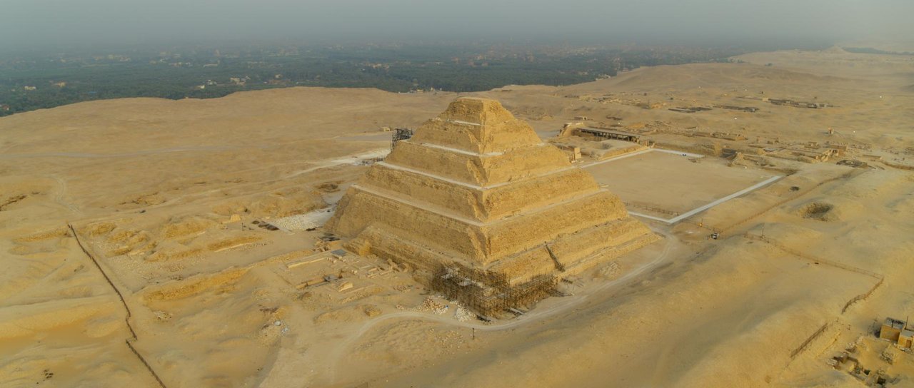 Saqqara tomb netflix. могила мавзолея кир. тайны саккарских гробниц фильм 2020 кадры. музей имхотепа в саккаре. тайны саккарских гробниц фильм 2020.