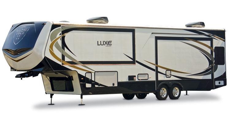 Lux elite. Luxe LF-42md дом на колесах. Fifth Wheel Luxury. Luxe vehicle. Holland Aluminum Fifth Wheel for sale.