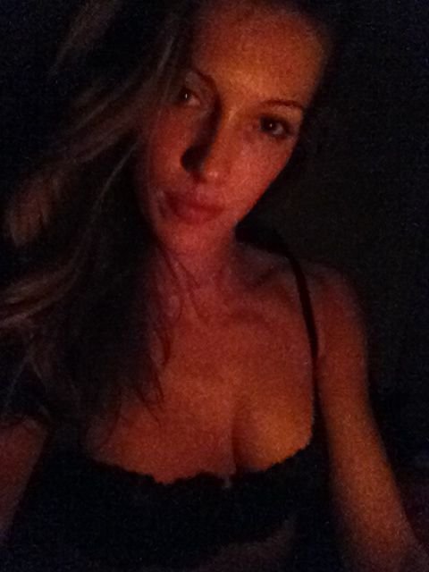 The Fappening #7 : Katie Cassidy . 