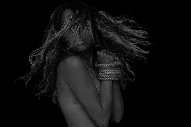 woman-2333327_960_720.jpg